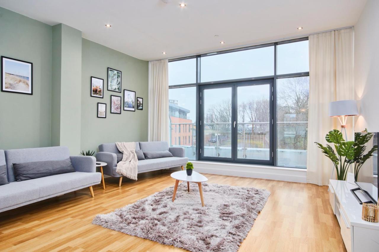 Large Duplex Penthouse - Parking Lejlighed Leeds  Eksteriør billede