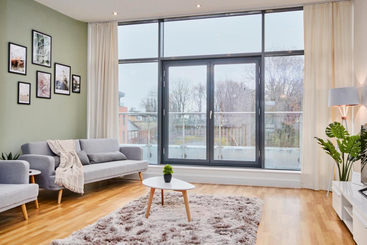 Large Duplex Penthouse - Parking Lejlighed Leeds  Eksteriør billede